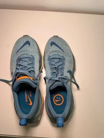 Used Nike Invincible 3 Running Shoes