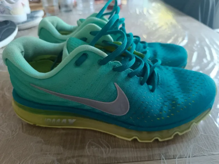 Used Nike Air Max 2017 bike — image 4 of 9