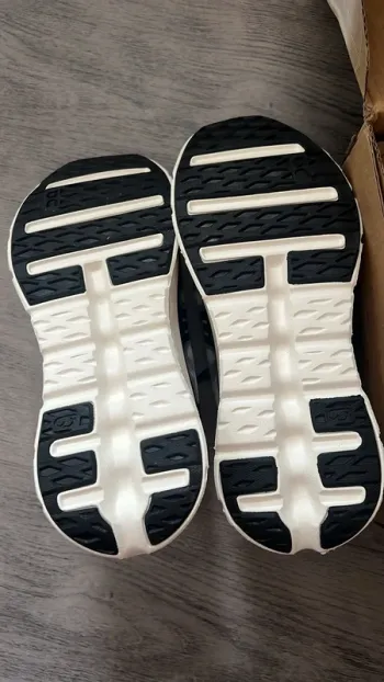 Used On Running Cloudrunner bike — image 3 of 5
