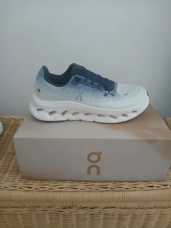 Used On Running Cloud Running Shoes