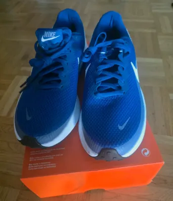 Używany Nike Revolution 8 bike — zdjęcie 3 z 3