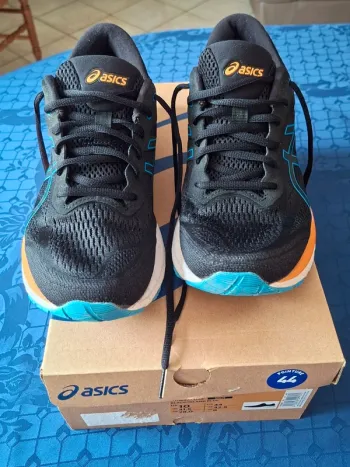 Tweedehands Asics Gel-Glorify 5 Running Shoes