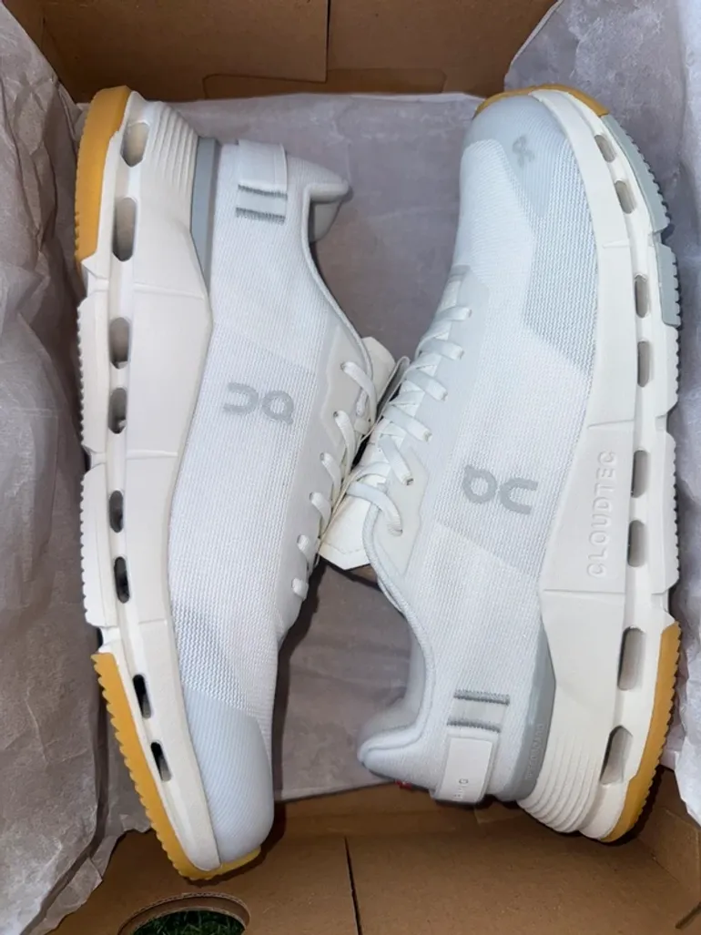 Used 100% ON Running Shoes bike — image 7 of 8