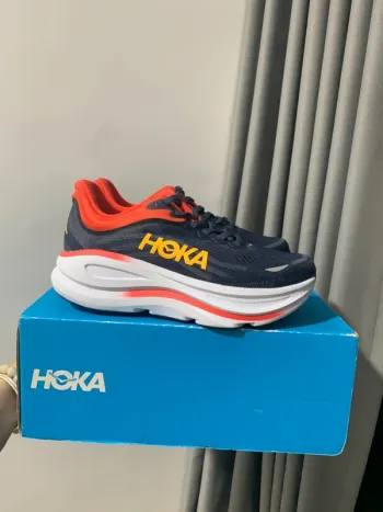 Käytetty Hoka Shoes Size 42 Running Shoes