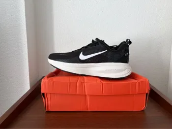 Brugt Nike Vomero 18 bike — billede 2 af 6