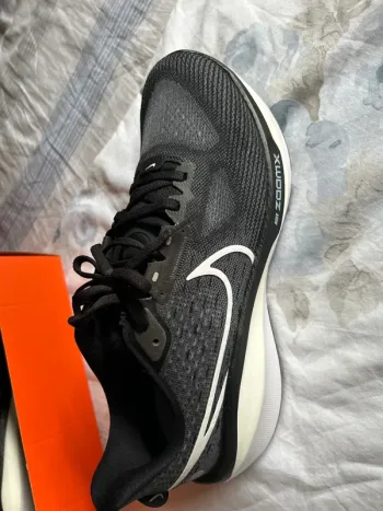 Brugt Nike Vomero 17 bike — billede 2 af 8