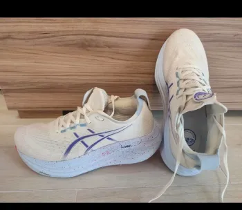 Asics Nimbus 27 bike d'occasion — image 2 sur 5