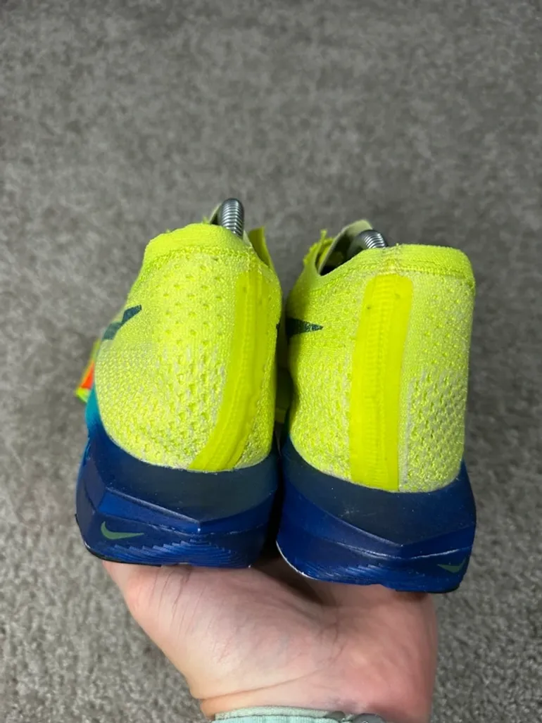 Lightweight ZoomX Vaporfly 3 bike d'occasion — image 8 sur 13