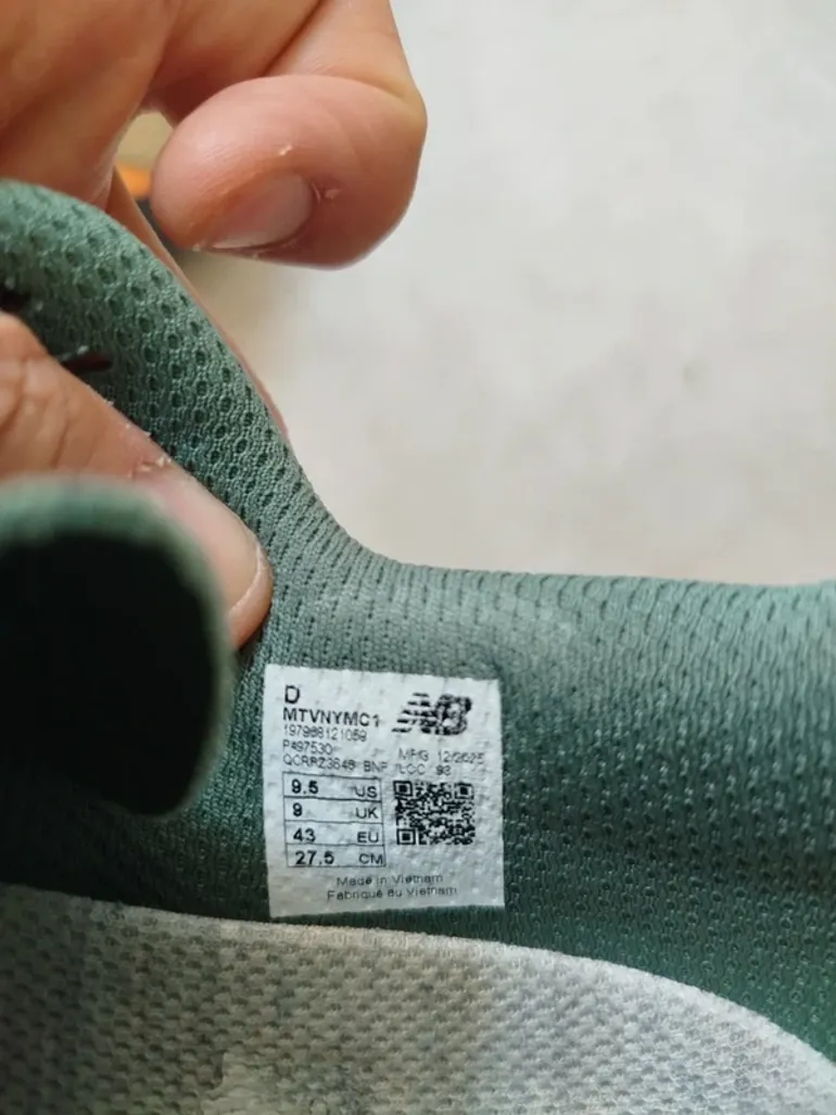 New Balance VENYM FuelCell bike d'occasion — image 6 sur 7