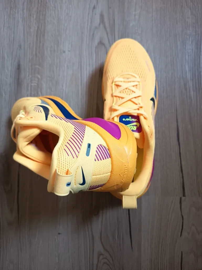 Nike Vomero 18 SE bike d'occasion — image 5 sur 9