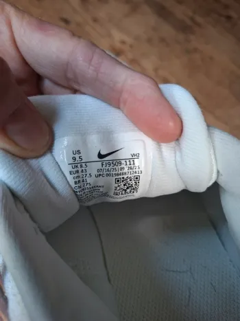 Used Nike homme taille 43 bike — image 7 of 7