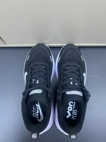 Brugt Nike Vomero Running Shoes