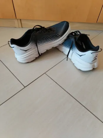 Used Hoka Rincon 3 bike — image 7 of 7