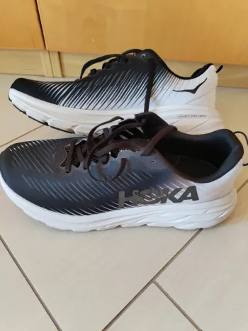 Used Hoka Rincon 3 bike — image 4 of 7