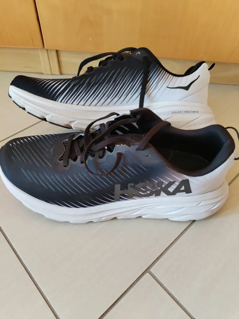 Used Hoka Rincon 3 bike — image 4 of 7