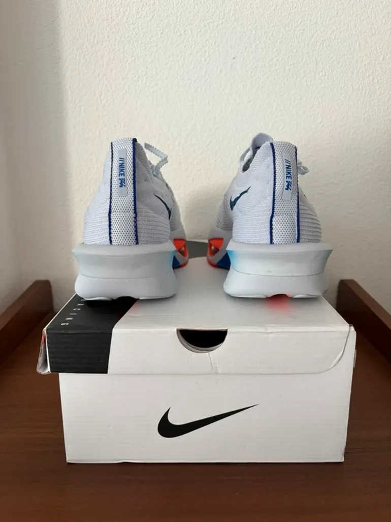 Used Nike ZoomX Alphafly Next% 3 bike — image 4 of 7
