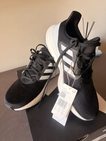 Brugt Adidas Pureboost 5 Running Shoes