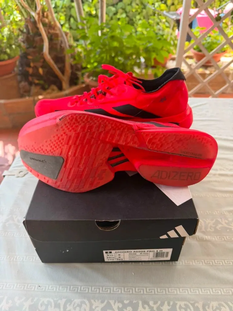 Used Adidas Adios Pro 4 bike — image 2 of 4