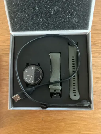 Used Garmin Vivomove Sport Electronics