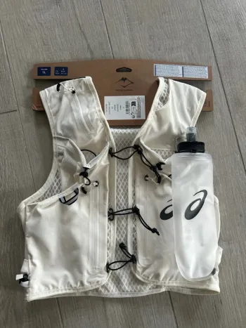 Asics Fujitrail Running Accessories d'occasion