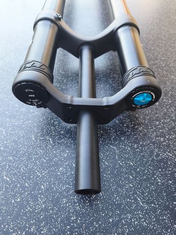 Used Manitou Dorado Comp 2026 bike — image 4 of 6