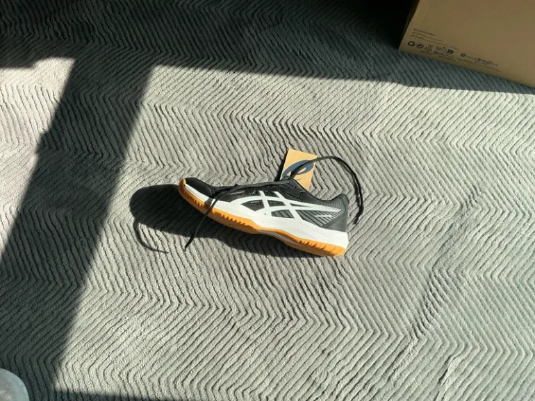 Used Asics Upcourt 6 bike — image 4 of 7