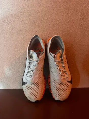 Used Asics Vaporfly 3 bike — image 4 of 10