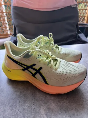 Asics Running Shoes Size 38 Running Shoes d'occasion