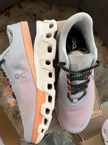 Tweedehands On Running Cloudmonster Running Shoes
