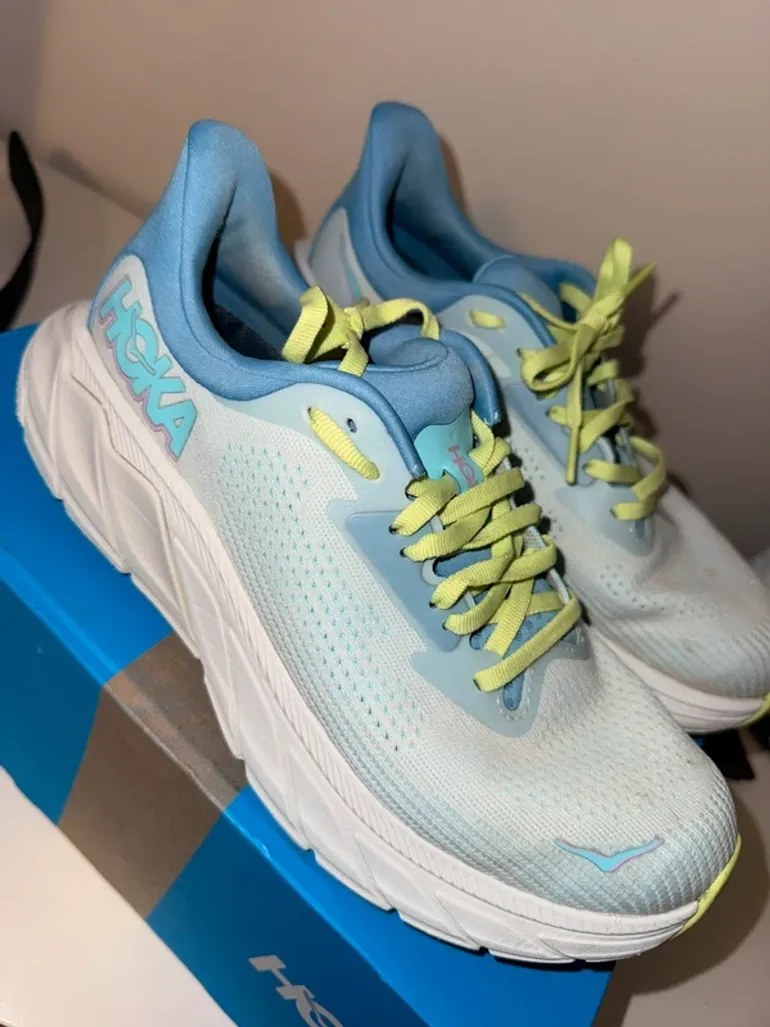 Used Hoka Arahi 7 bike — image 4 of 7