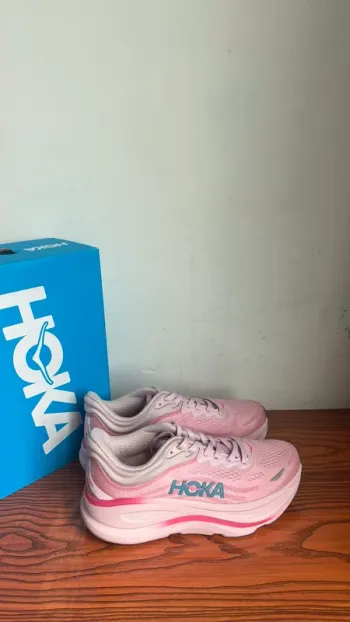 Used Hoka Bondi 9 Running Shoes