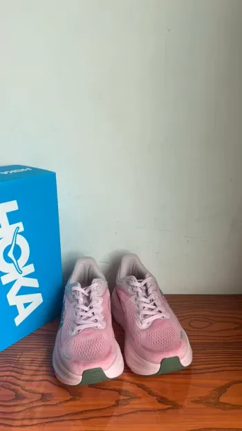 Used Hoka Bondi 9 bike — image 2 of 6