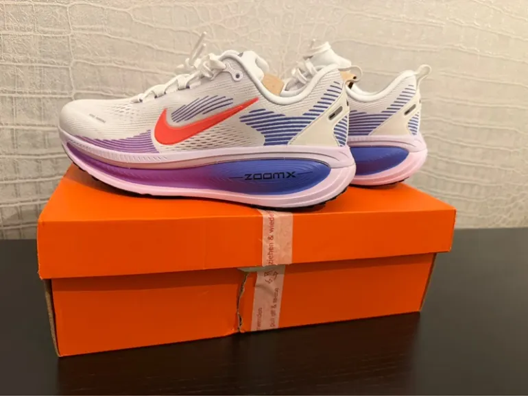 Used Nike ZoomX Vomero bike — image 5 of 6