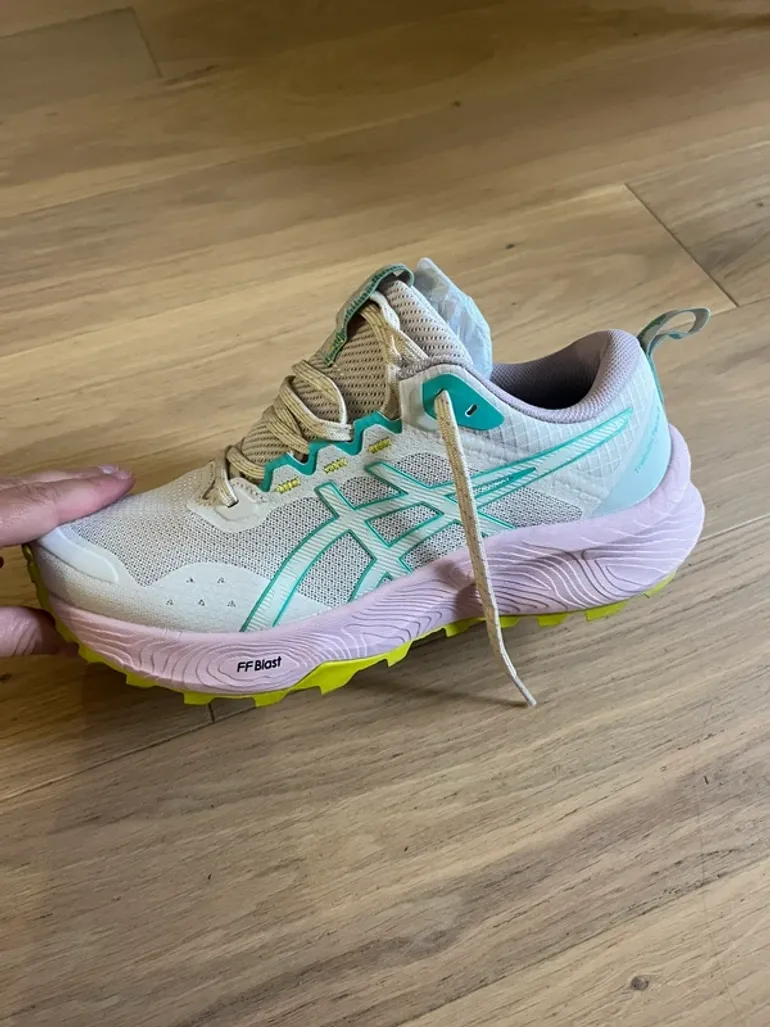 Použité Asics Trabuco Terra 3 bike — obrázek 8 z 10
