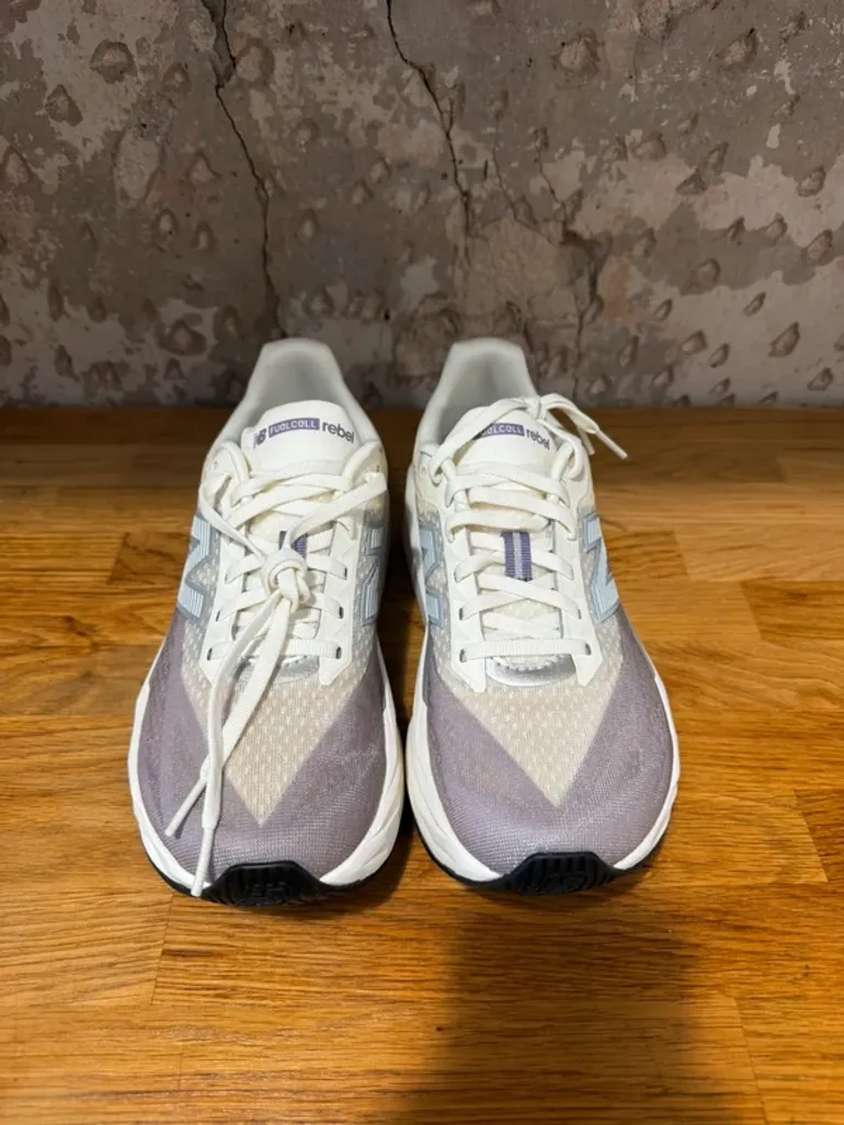 Used New Balance FuelCell Rebel v5 bike — image 3 of 10