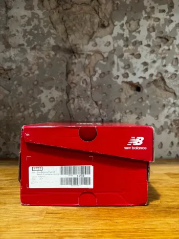 Used New Balance FuelCell Rebel v5 bike — image 9 of 10