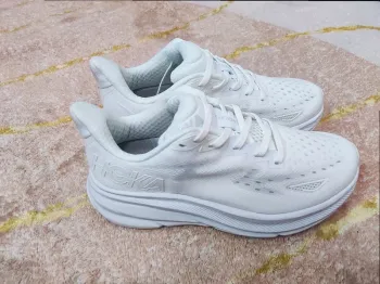 Used Hoka blanche taille 40 Running Shoes