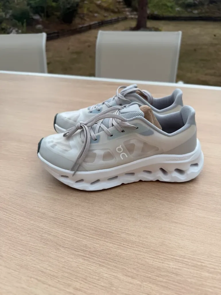 Used On Running Cloud bike — image 3 of 7