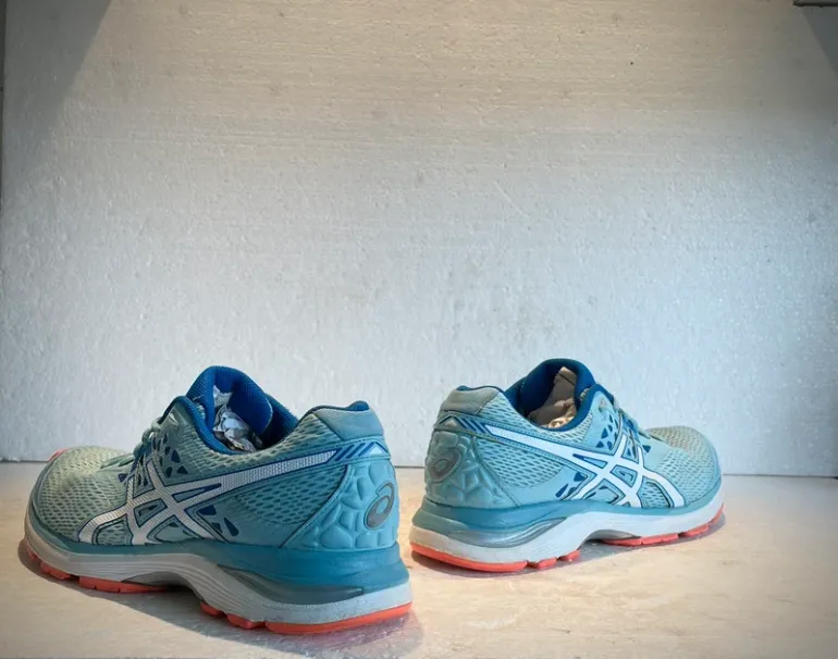 Asics Gel bike de segunda mano — imagen 3 de 4