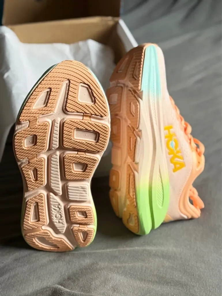 Used Hoka Bondi 9 bike — image 6 of 6