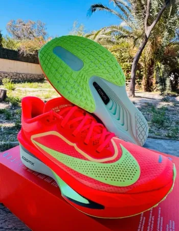 Käytetty Nike Zoom Fly 6 bike — kuva 7 / 8