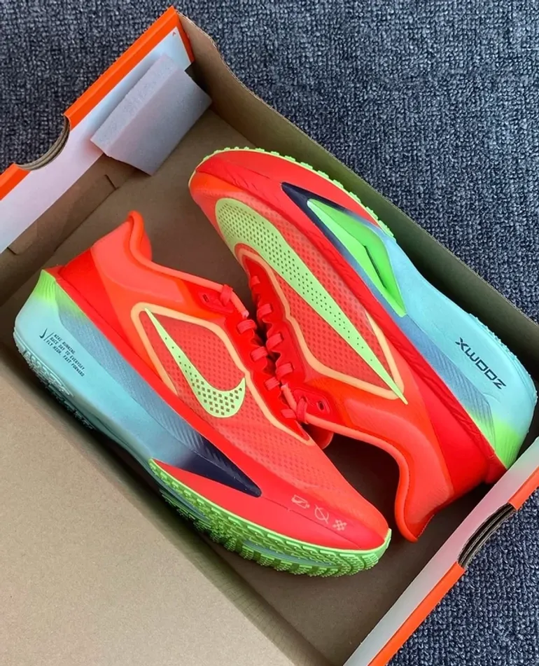 Käytetty Nike Zoom Fly 6 bike — kuva 8 / 8