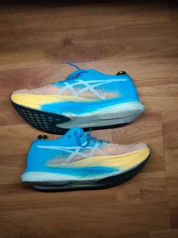 Used Asics Metaspeed Sky bike — image 4 of 6