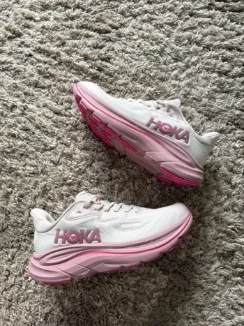 Used Hoka Clifton 10 Running Shoes