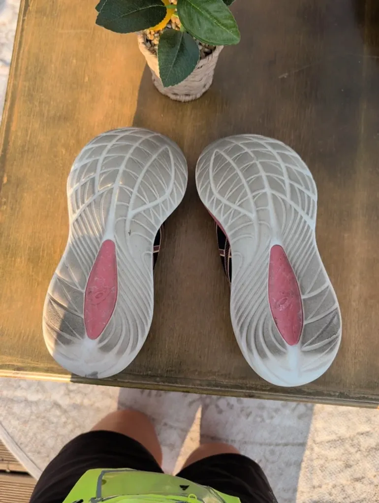 Używany Asics Gel Cumulus 27 bike — zdjęcie 4 z 6