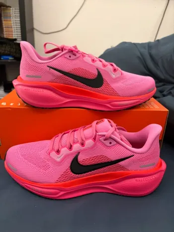Used Pegasus Air Zoom 41 Running Shoes