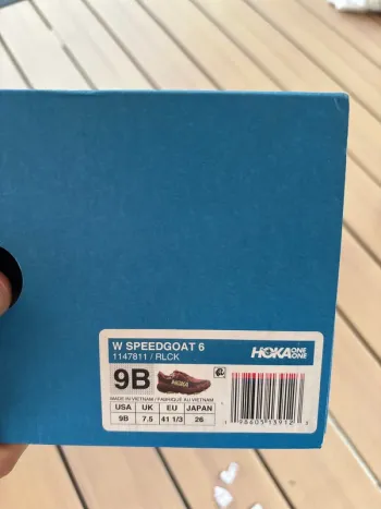 Tweedehands Hoka Speedgoat 6 bike — afbeelding 4 van 4
