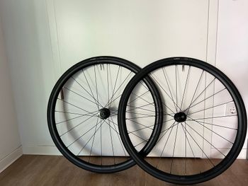 Used Dt Swiss R470 Wheels