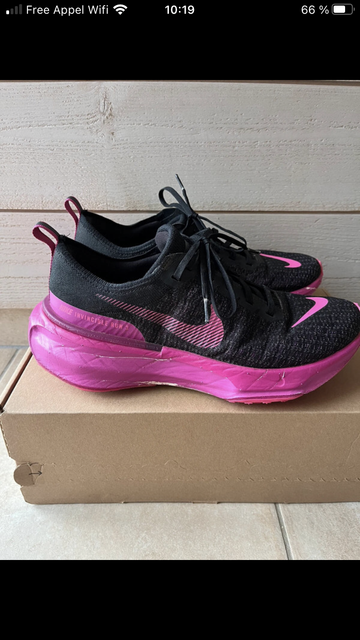 Used Nike Invincible Run 3 Running Shoes