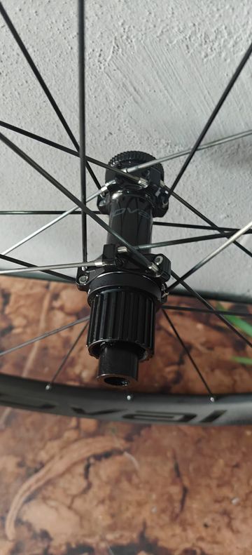 Used Specialized Roval Control World Cup 2026 bike — image 2 of 16